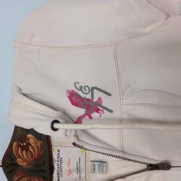 American Eagle short-sleeve knit - Picture 3 of 6